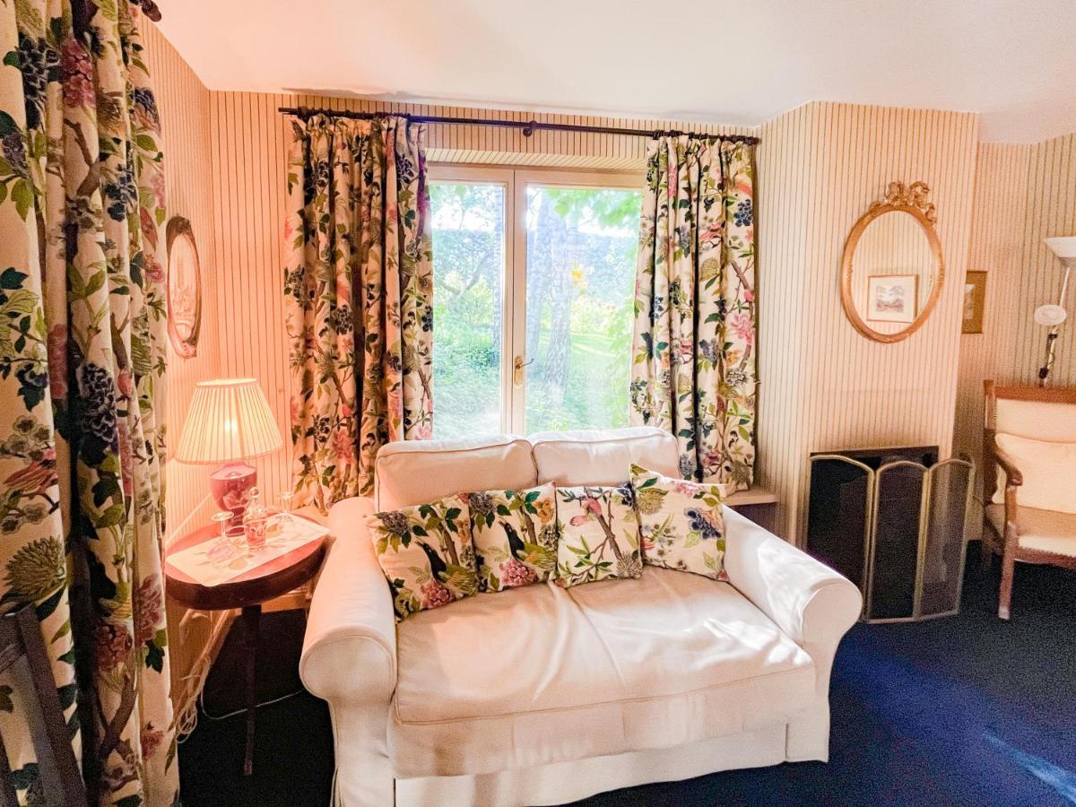 Landhaus Ettenbuehl Bed And Breakfast Bad Bellingen Exterior photo